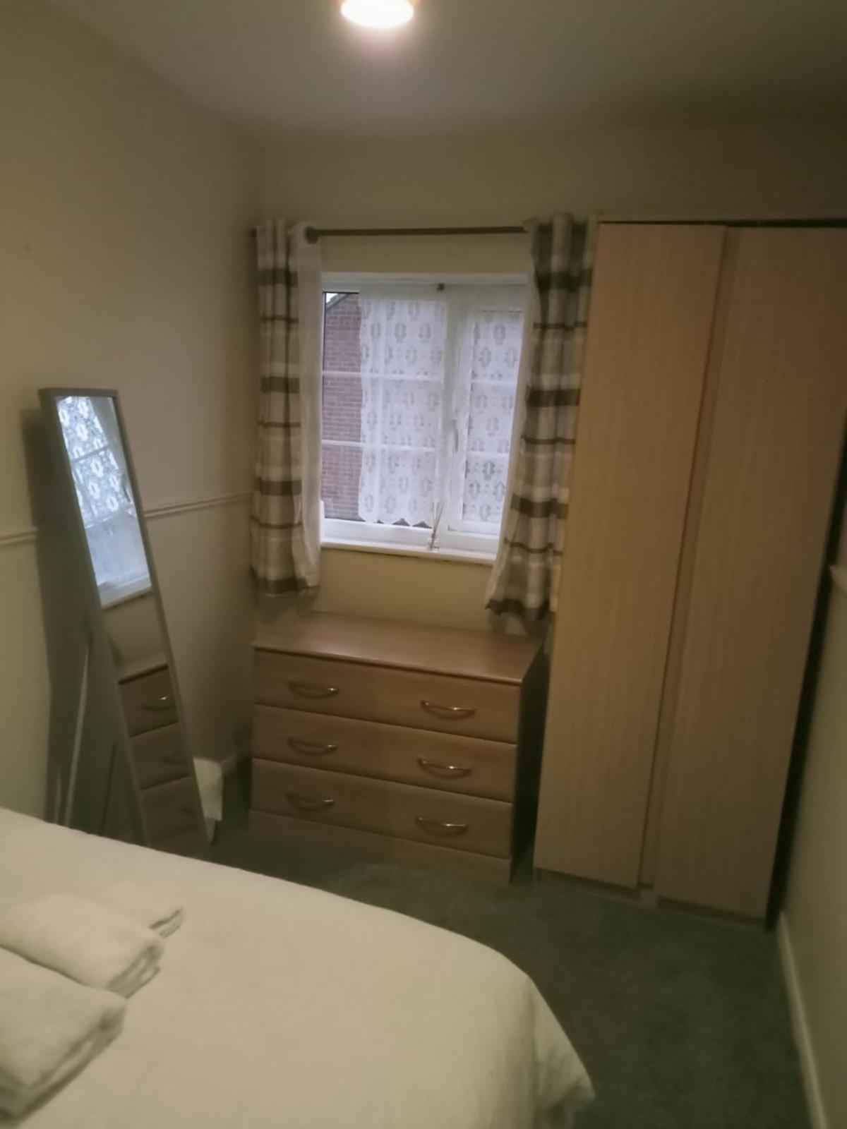 Kempston Cosy Lodge Bedford Bagian luar foto