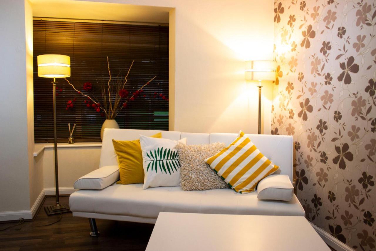 Kempston Cosy Lodge Bedford Bagian luar foto